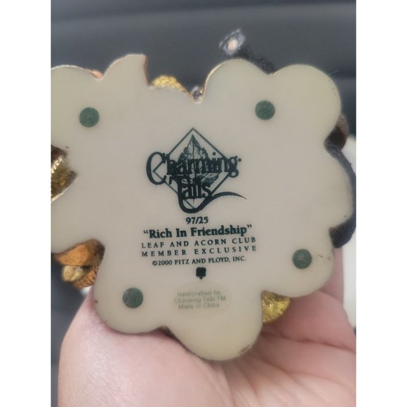 Charming Tails Rich in Friendship - Picture 4 of 4